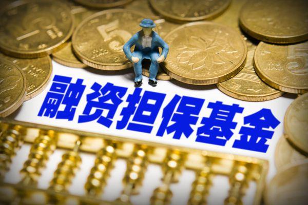 多只LOF溢价明显基金公司提示风险